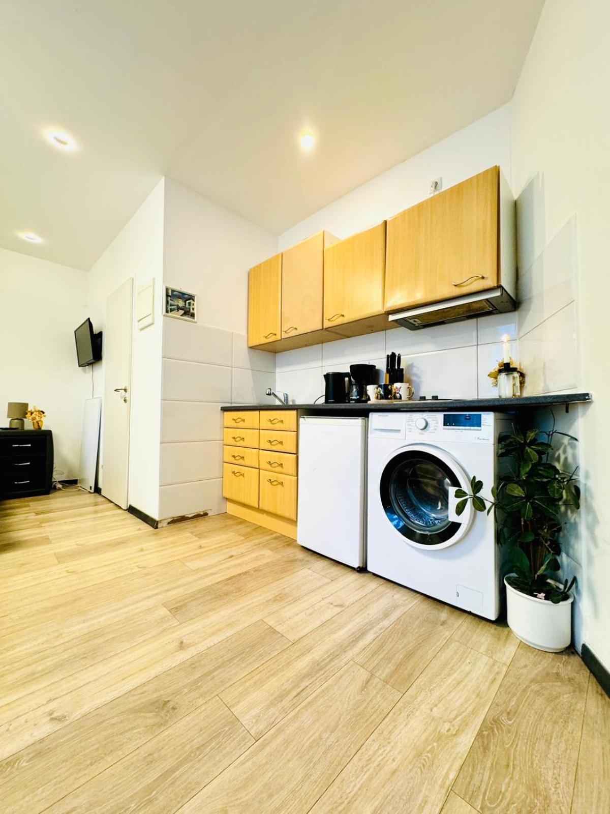 וינה Central King Studio - 10 Mins Walk From Downtown מראה חיצוני תמונה